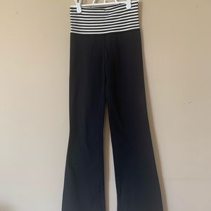 LULU Lemon yoga pants